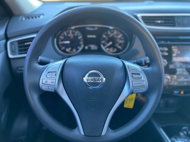 Used 2016 Nissan Rogue S image 24