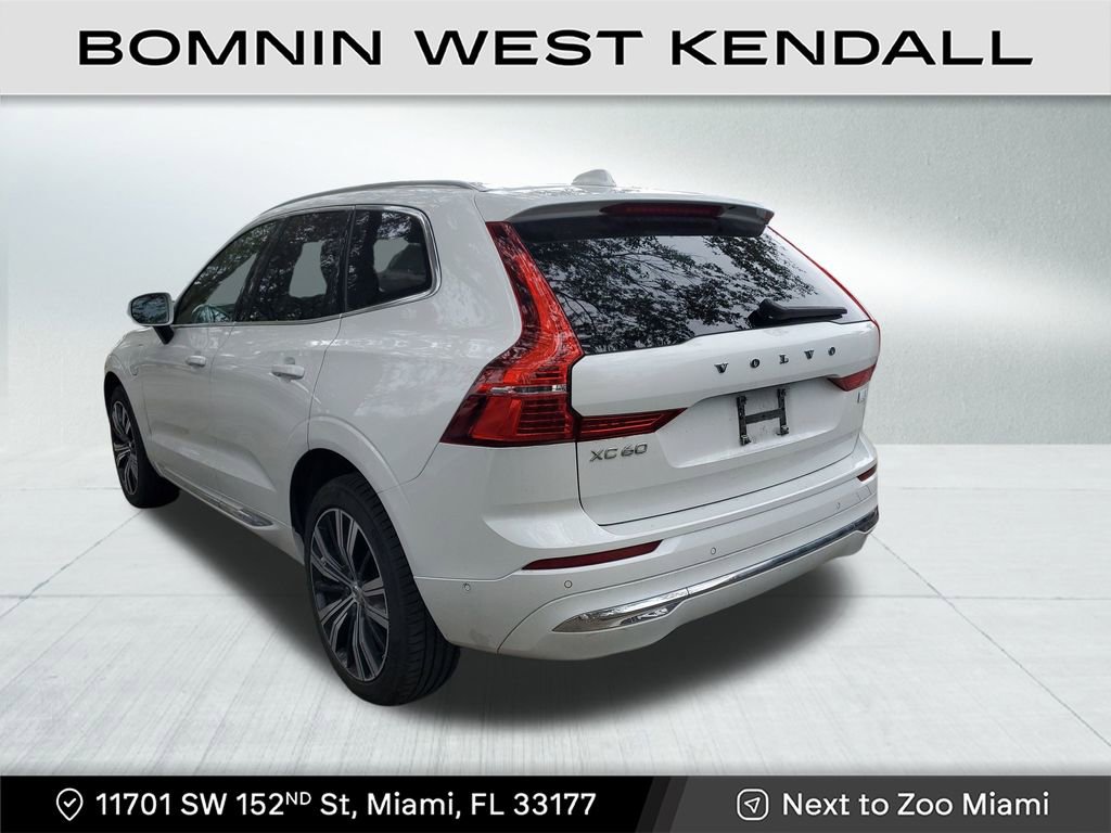 Used 2023 Volvo XC60 T8 Plus image 4