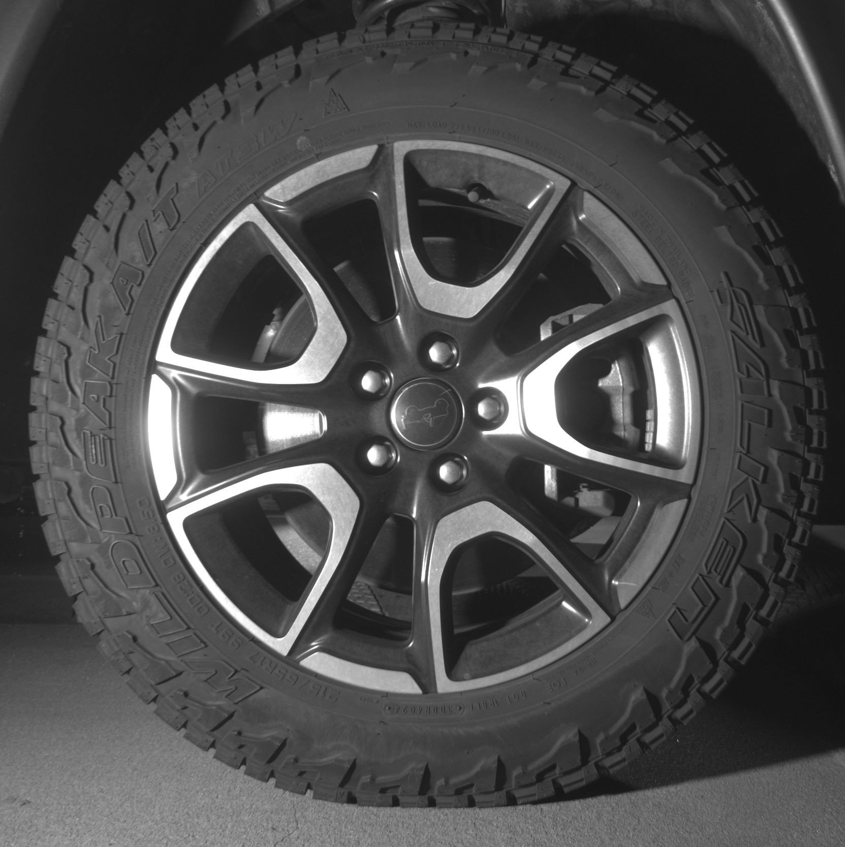 Used 2025 Jeep Compass Trailhawk AWD/4WD image 13
