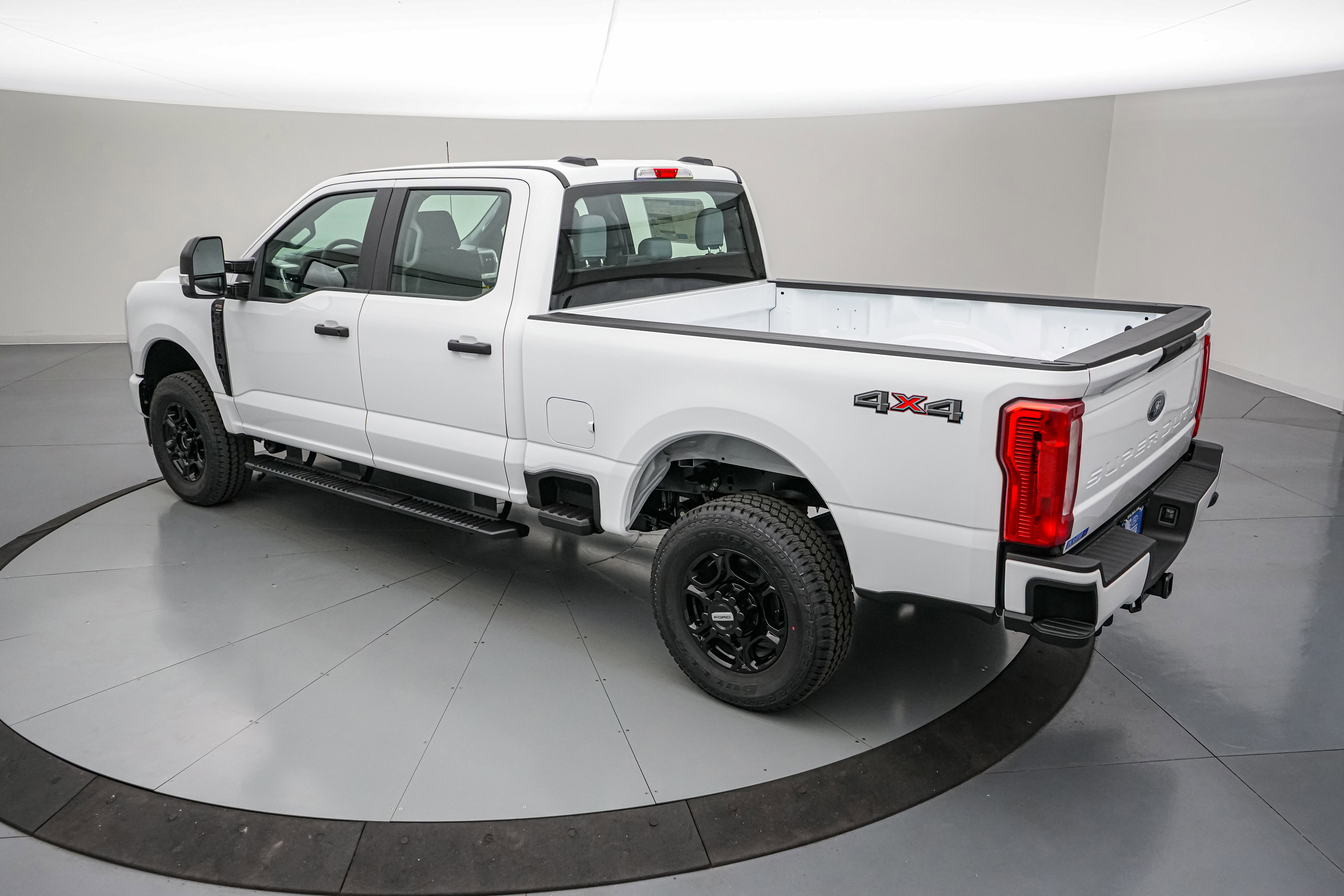 New 2026 Ford F250 XL AWD/4WD image 7