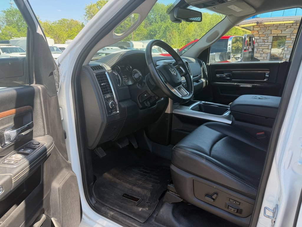 Used 2017 RAM 5500 Laramie AWD/4WD image 5