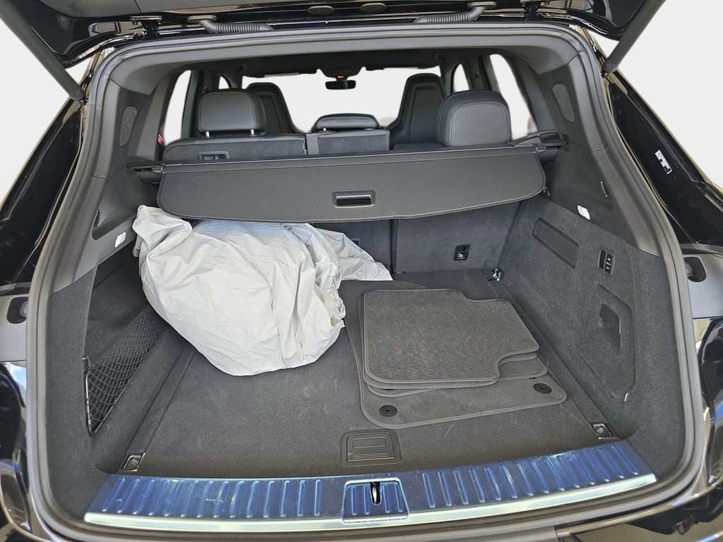 Used 2024 Porsche Cayenne S image 30