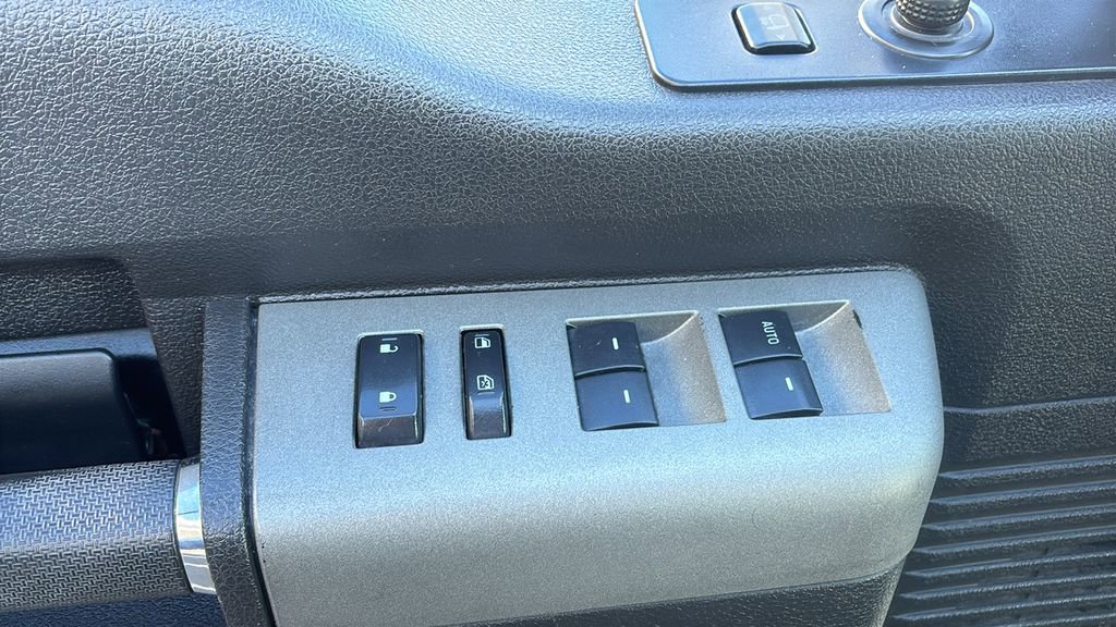 Used 2012 Ford F250 Lariat w/ FX4 Off Road Pkg image 11