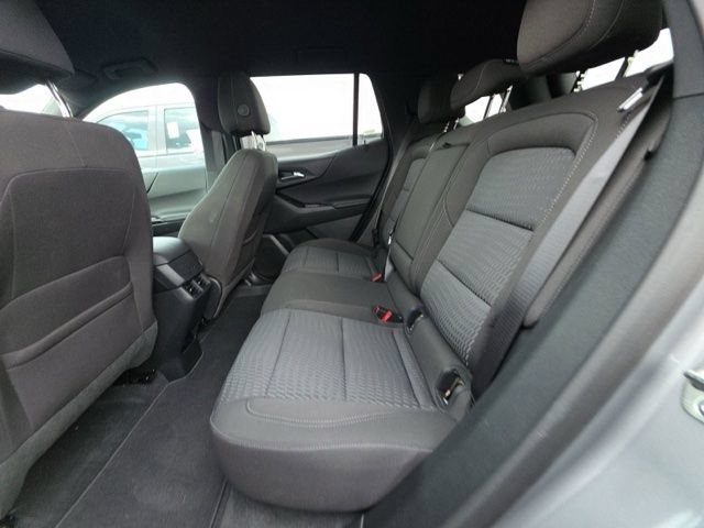 Used 2026 Chevrolet Equinox LT AWD/4WD image 14
