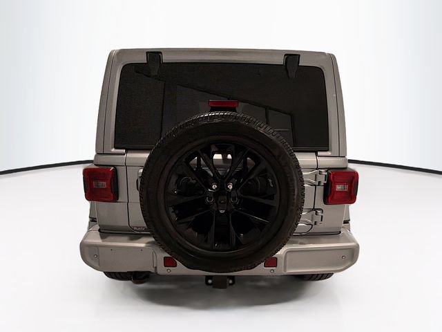 Used 2021 Jeep Wrangler Unlimited Sahara AWD/4WD image 6