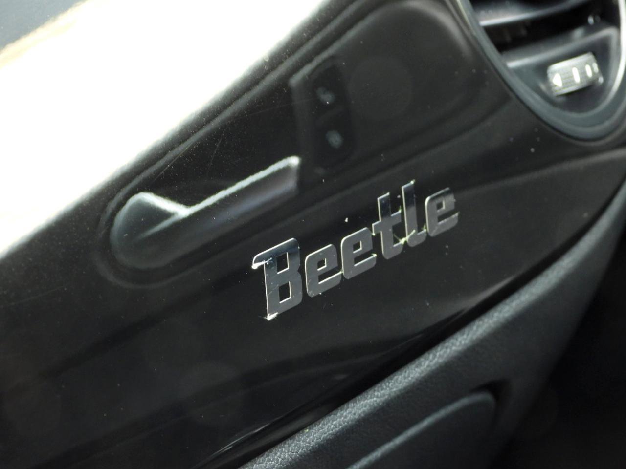 Used 2019 Volkswagen Beetle 2.0T SE FWD image 54