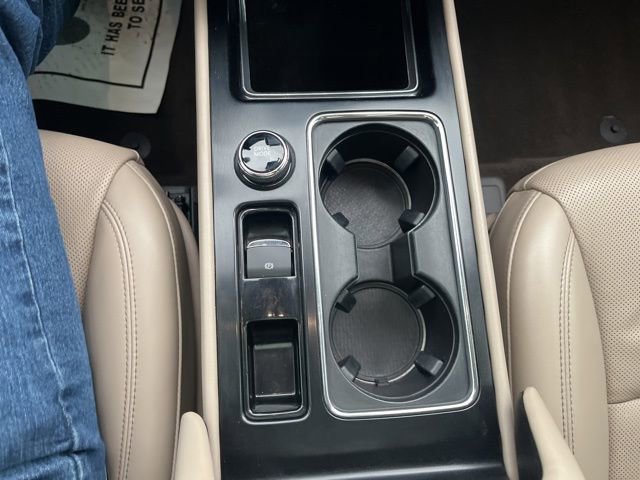 Used 2021 Lincoln Corsair AWD w/ Premium Package image 31