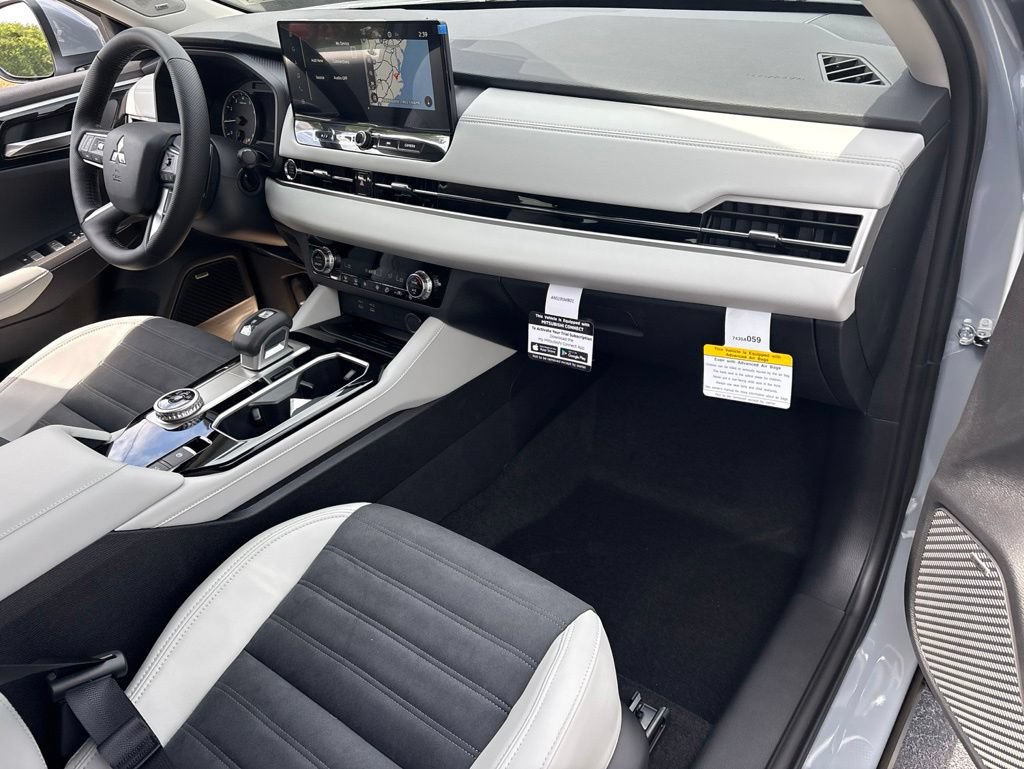 New 2026 Mitsubishi Outlander SE FWD image 31
