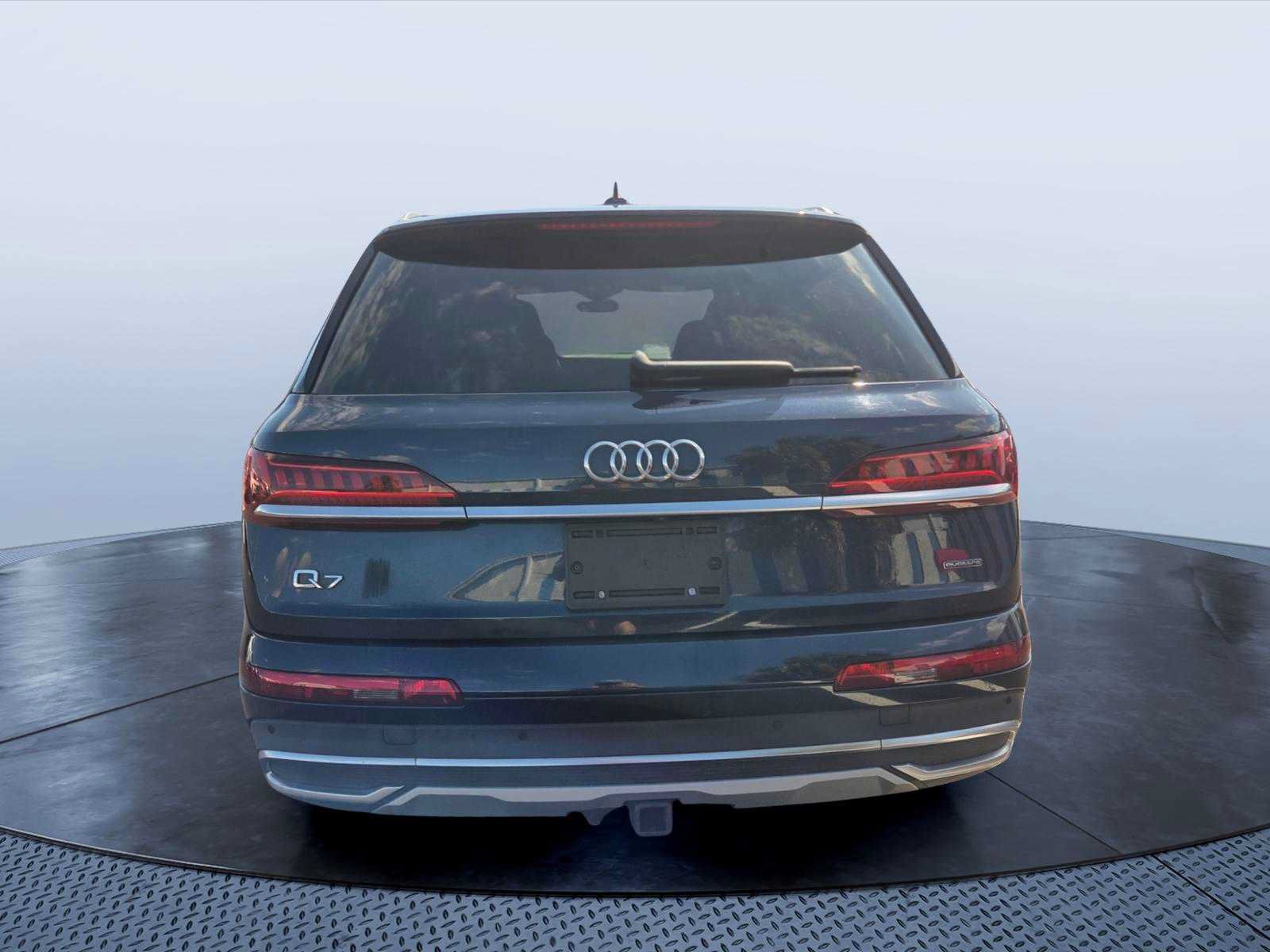 Used 2023 Audi Q7 3.0T Prestige AWD/4WD image 4