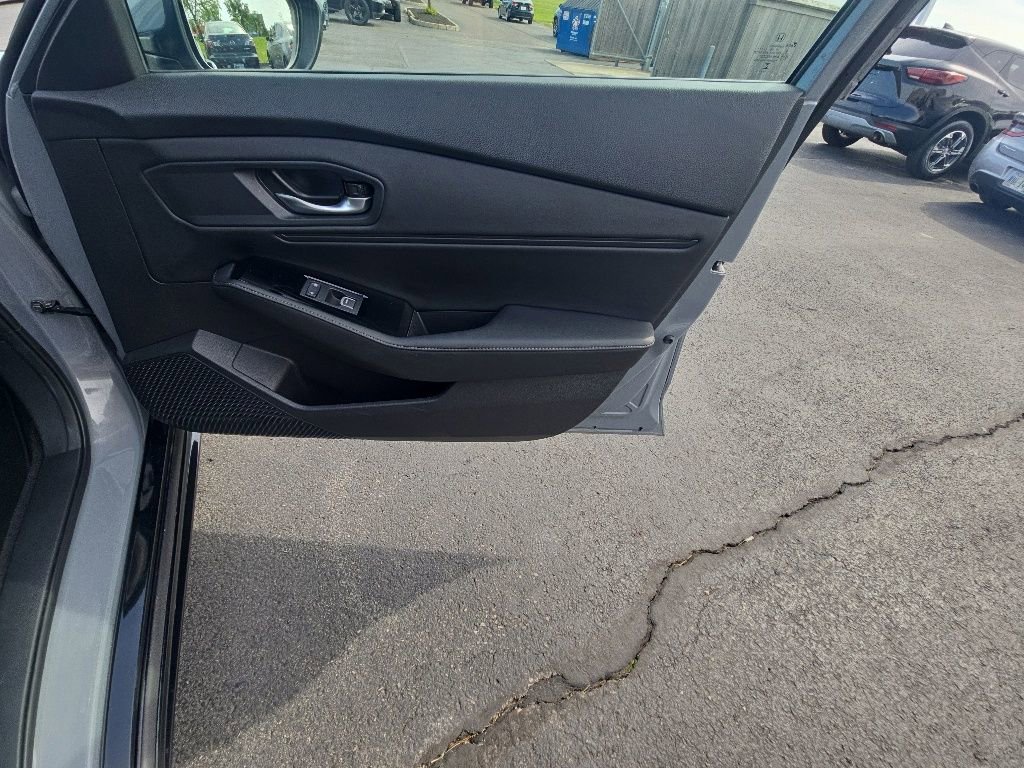 Used 2024 Honda Accord Touring image 29