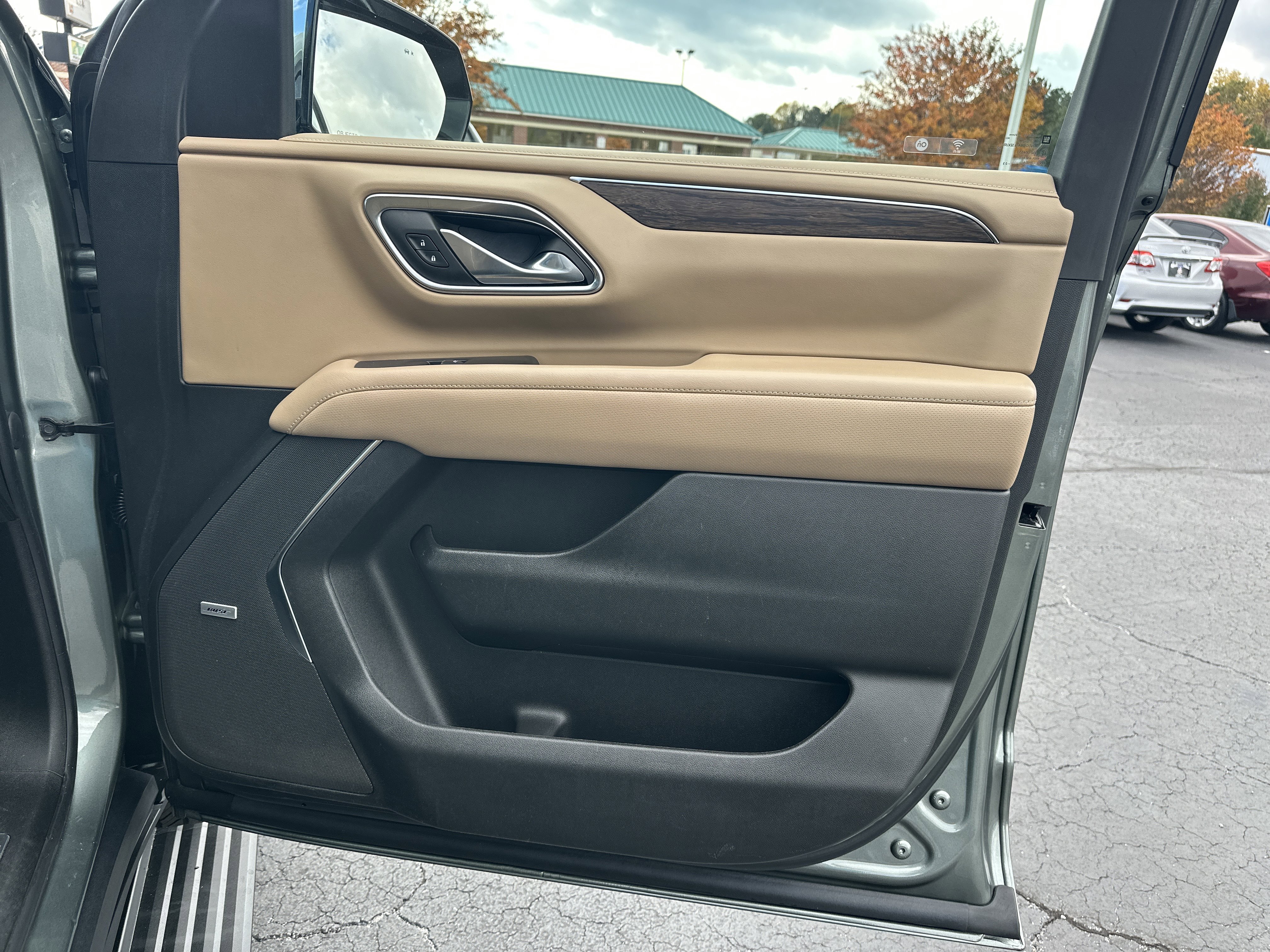 Certified 2023 Chevrolet Tahoe Premier w/ Premium Package 2 image 15