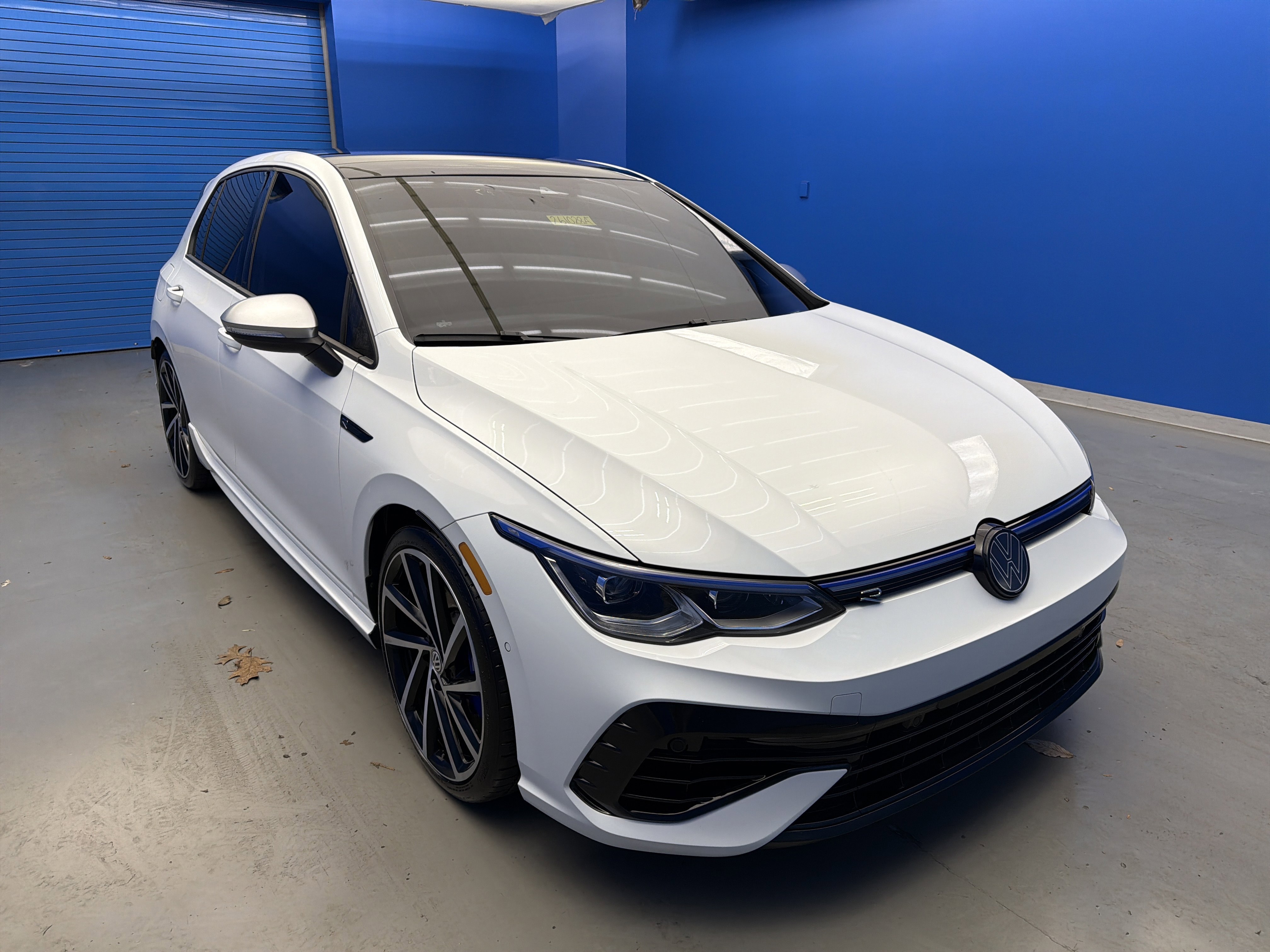 Used 2024 Volkswagen Golf R image 2
