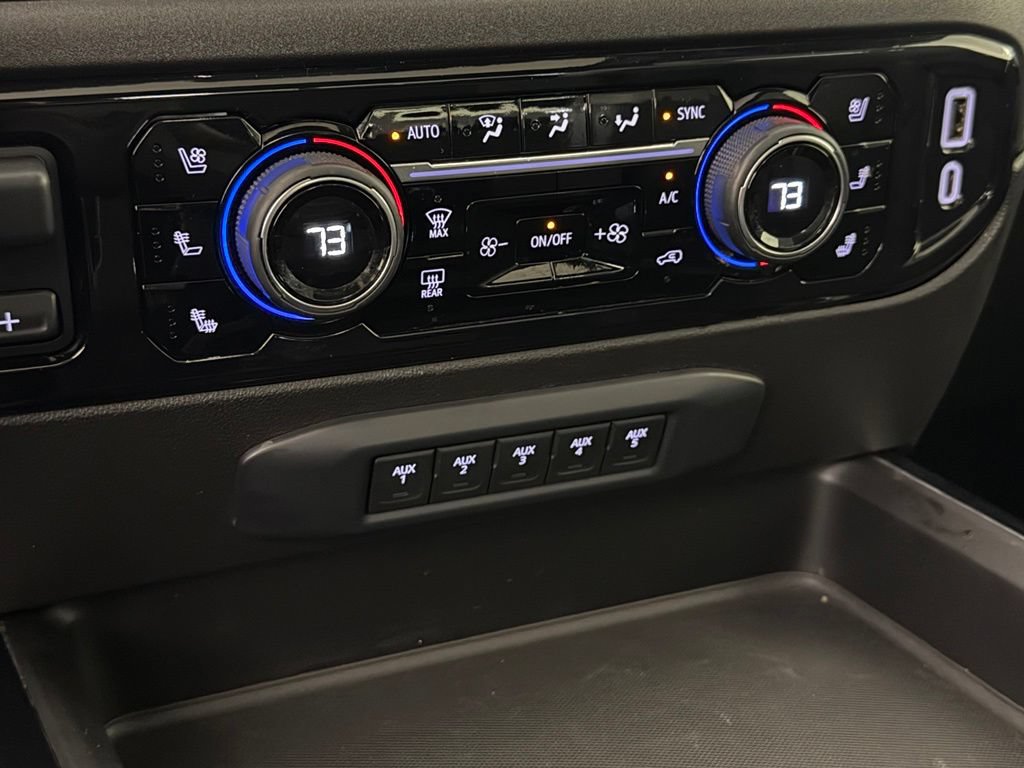 Used 2025 Chevrolet Silverado 2500 ZR2 w/ Technology Package AWD/4WD image 19
