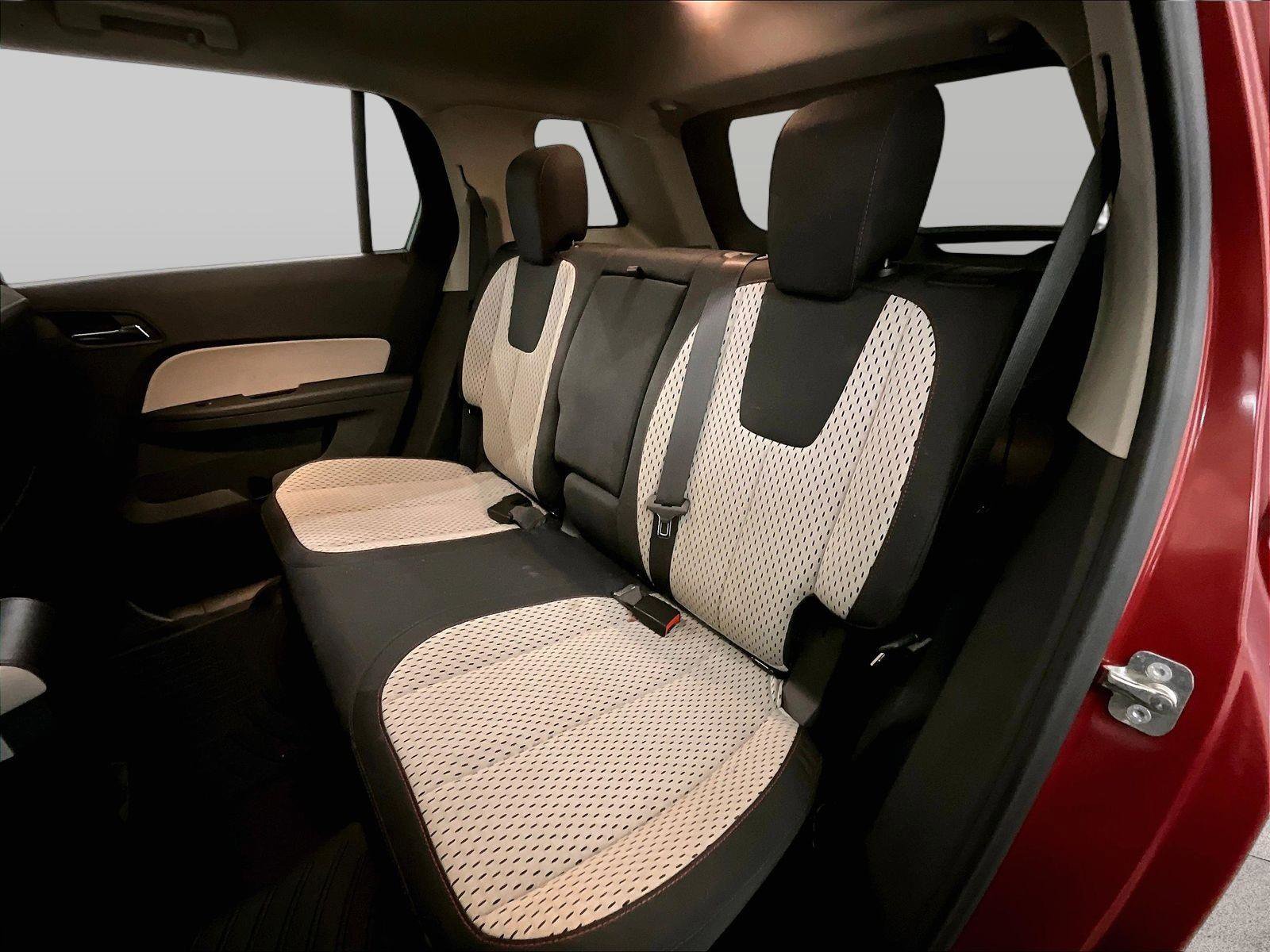 Used 2015 GMC Terrain SLE image 25