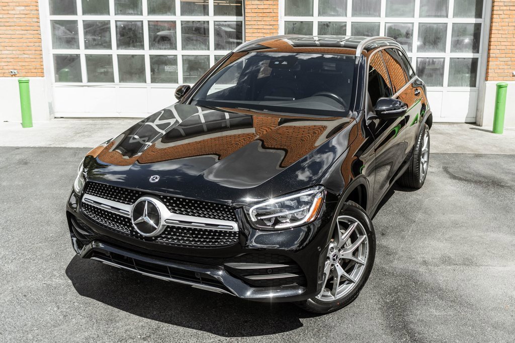 Used 2022 Mercedes-Benz GLC 300 4MATIC image 2