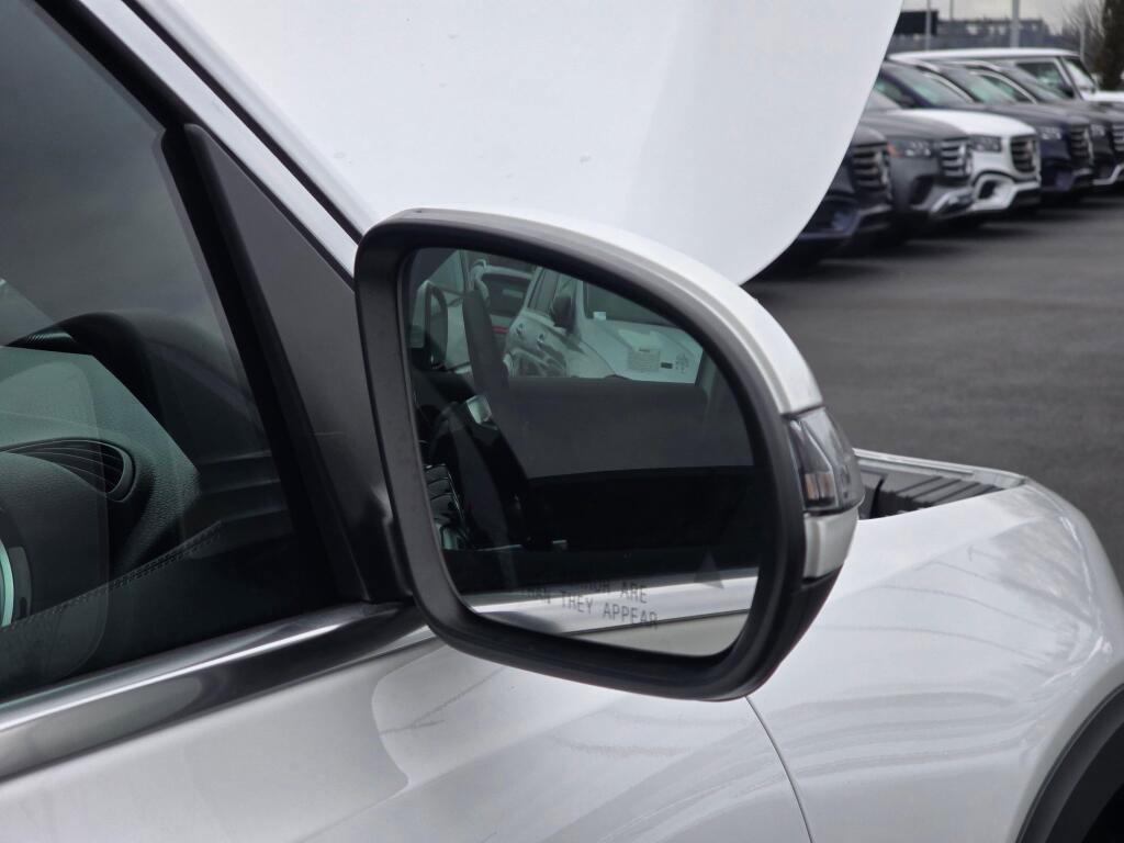 New 2026 Mercedes-Benz GLB 250 4MATIC image 29