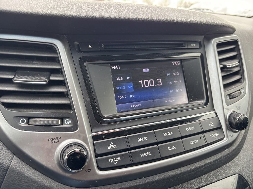 Used 2017 Hyundai Tucson Sport w/ Cargo Package image 21