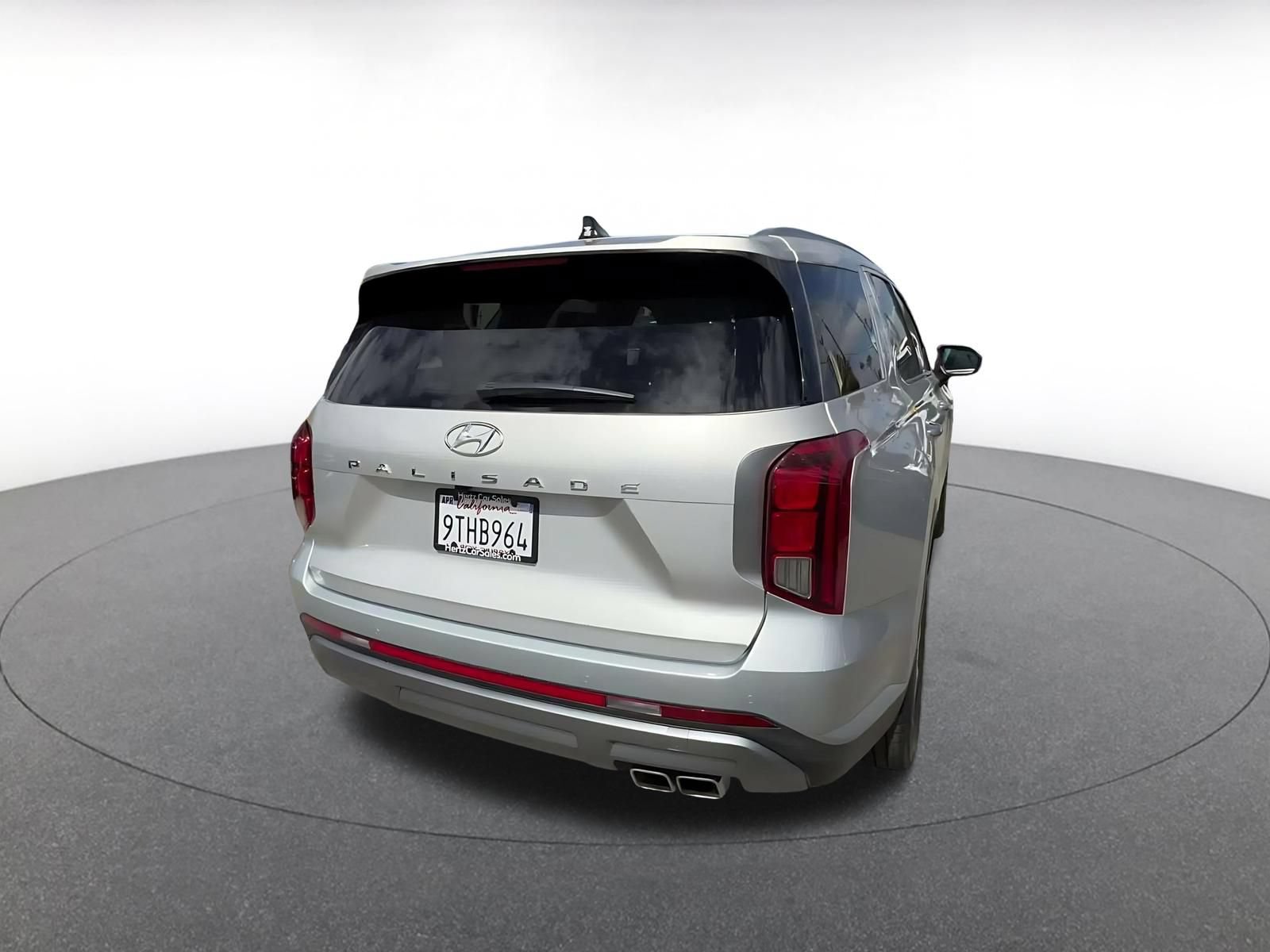 Used 2025 Hyundai Palisade SEL FWD image 13