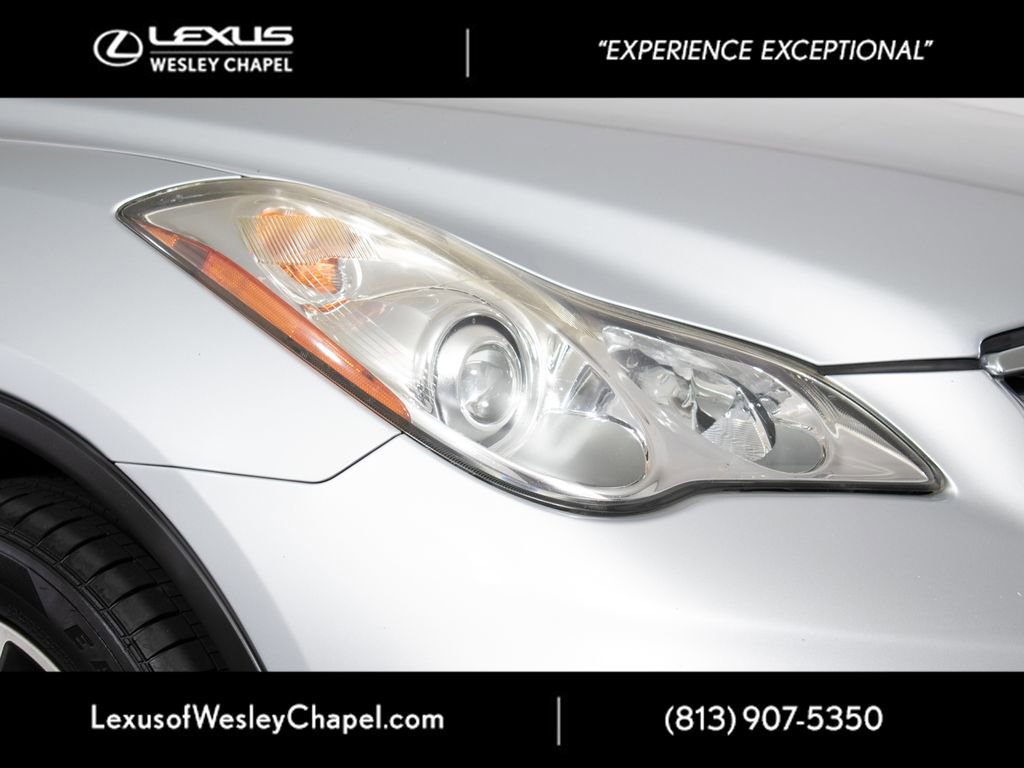 Used 2017 INFINITI QX50 AWD w/ Deluxe Touring Package image 3