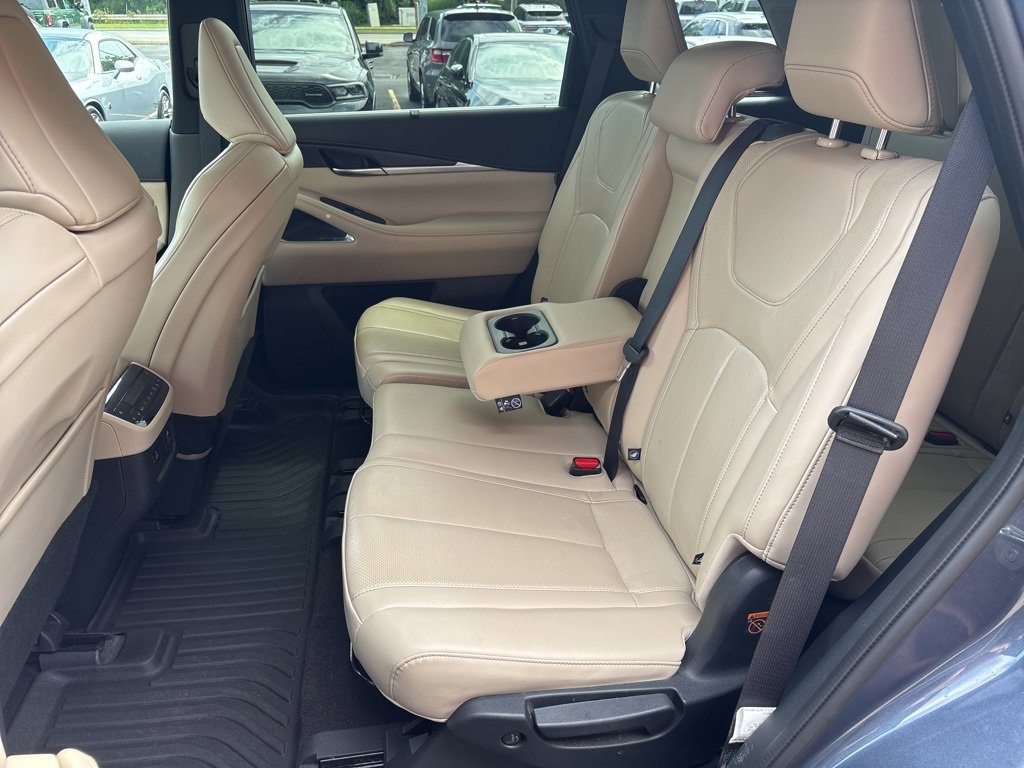 Used 2023 INFINITI QX60 Sensory w/ Cargo Package image 51