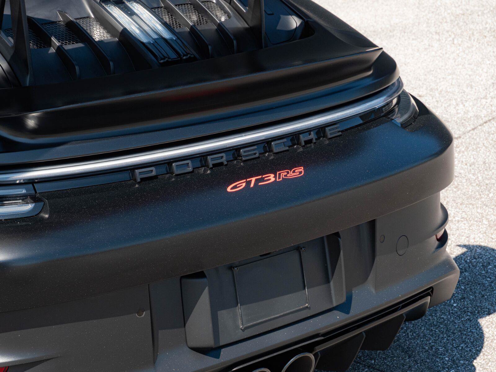 Certified 2025 Porsche 911 GT3 RS RWD image 27