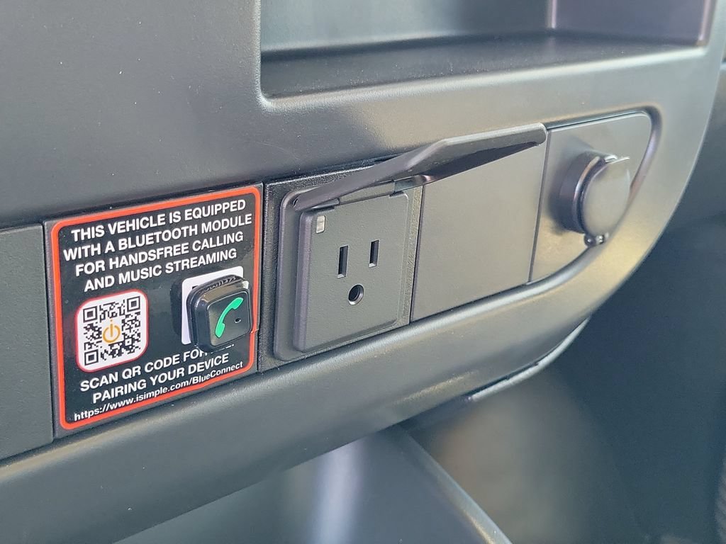 New 2026 Chevrolet Express 2500 w/ Driver Convenience Package RWD image 11