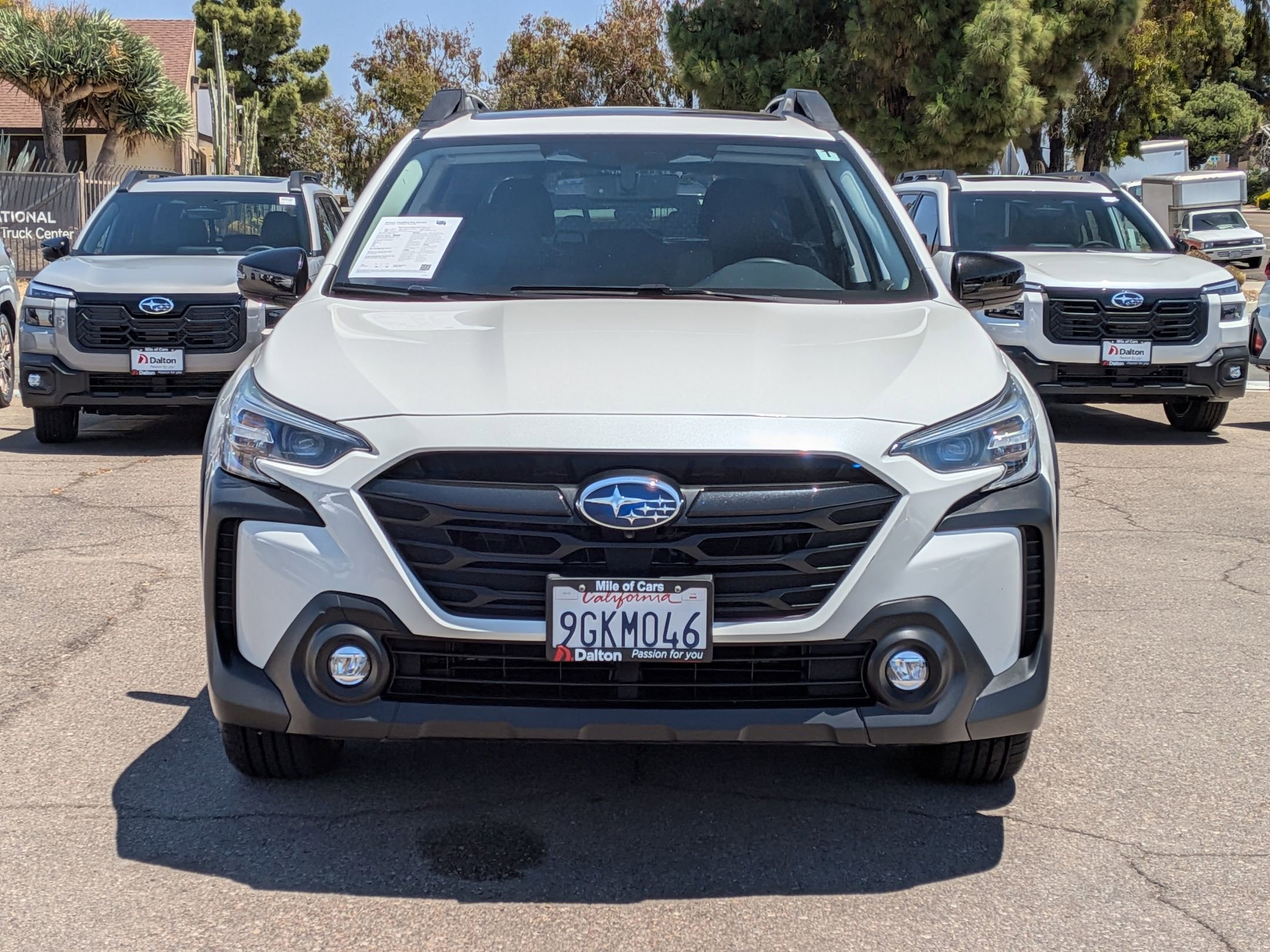 Certified 2023 Subaru Outback Onyx Edition XT AWD/4WD image 2