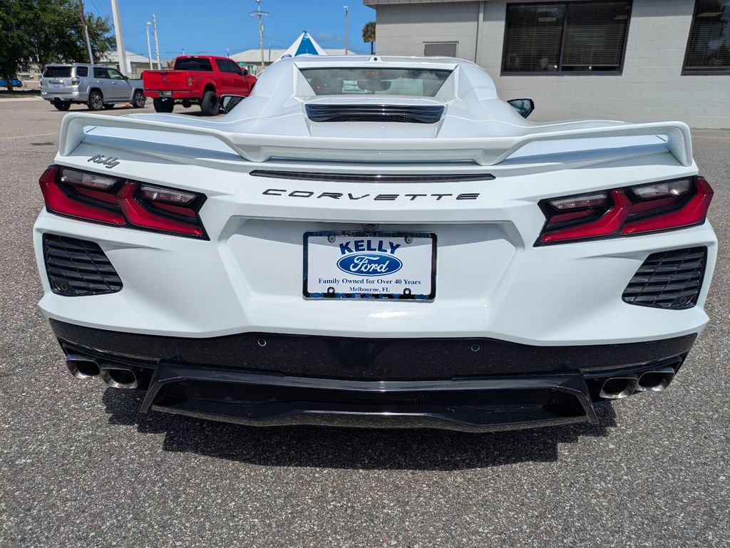 Used 2023 Chevrolet Corvette Stingray Premium Conv w/ Z51 Performance Package RWD image 7