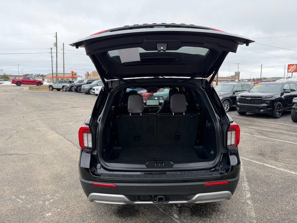 Used 2025 Ford Explorer Platinum w/ LUX Leather Package image 42