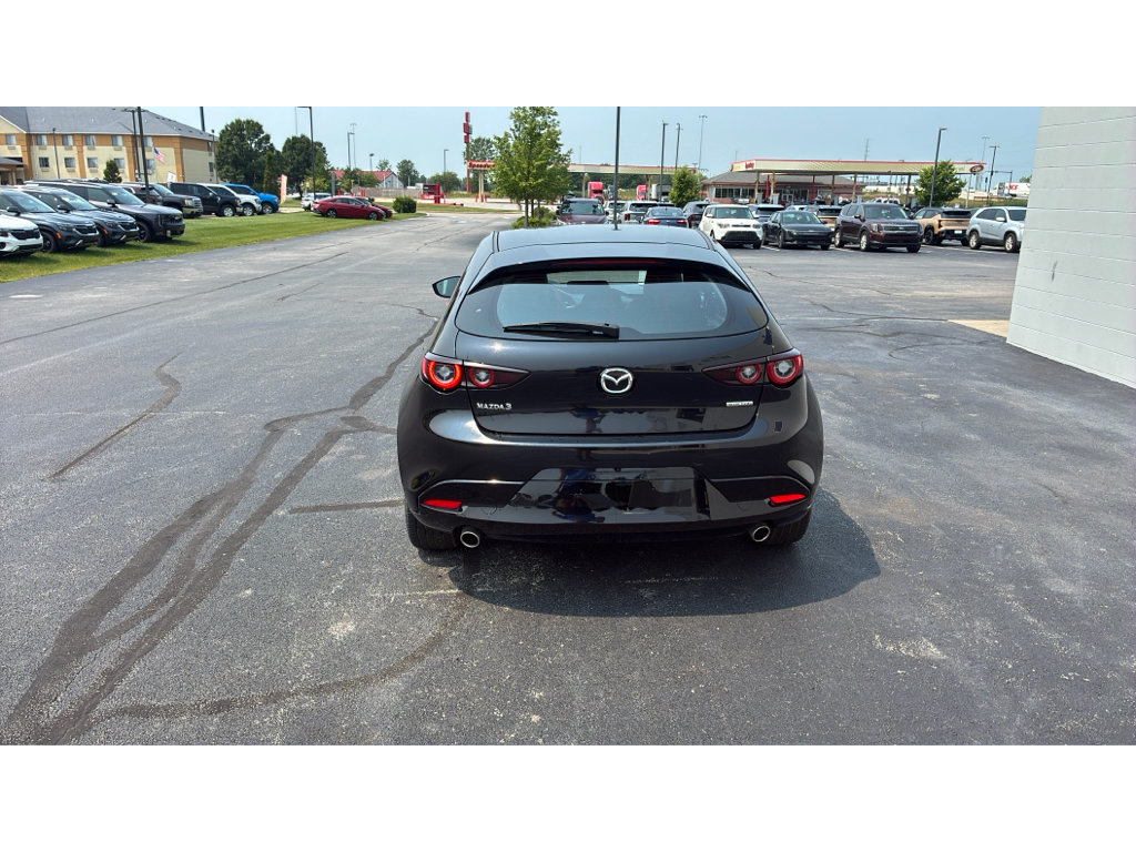 Used 2024 MAZDA MAZDA3 s FWD image 6