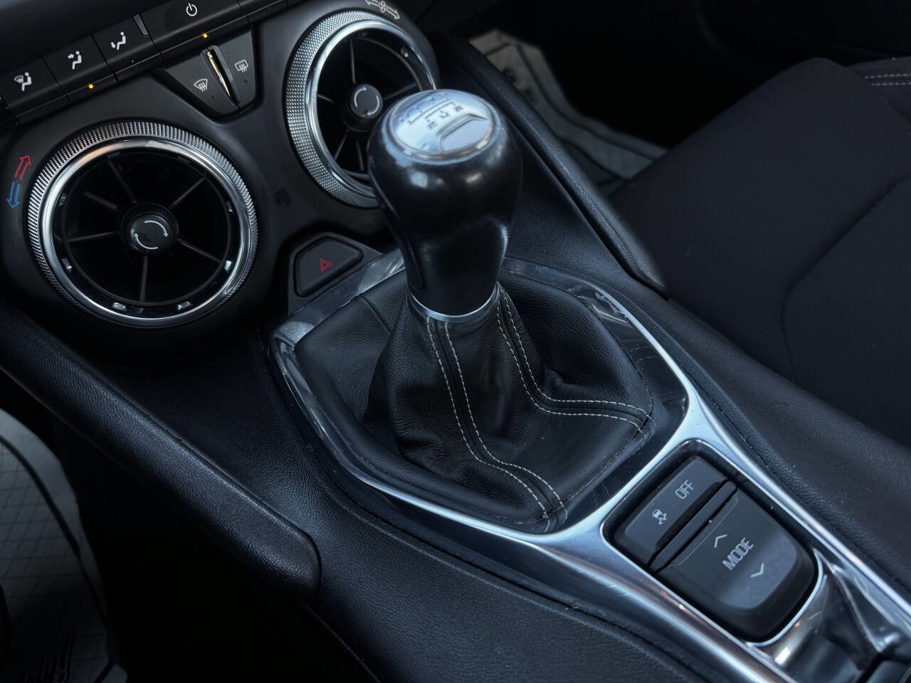 Used 2020 Chevrolet Camaro LS image 20