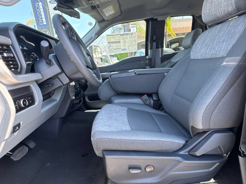 New 2026 Ford F250 XLT w/ 360-Degree Camera Package AWD/4WD image 22