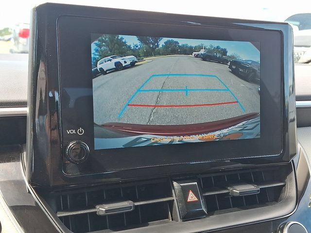 Used 2025 Toyota Corolla LE FWD image 15