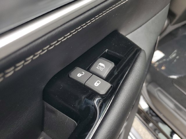 New 2026 Jeep Grand Wagoneer Limited AWD/4WD image 17