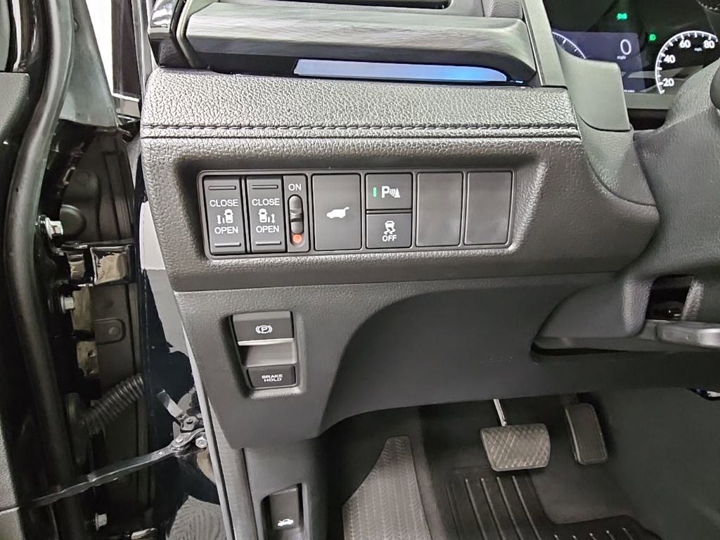 Used 2025 Honda Odyssey Elite image 28