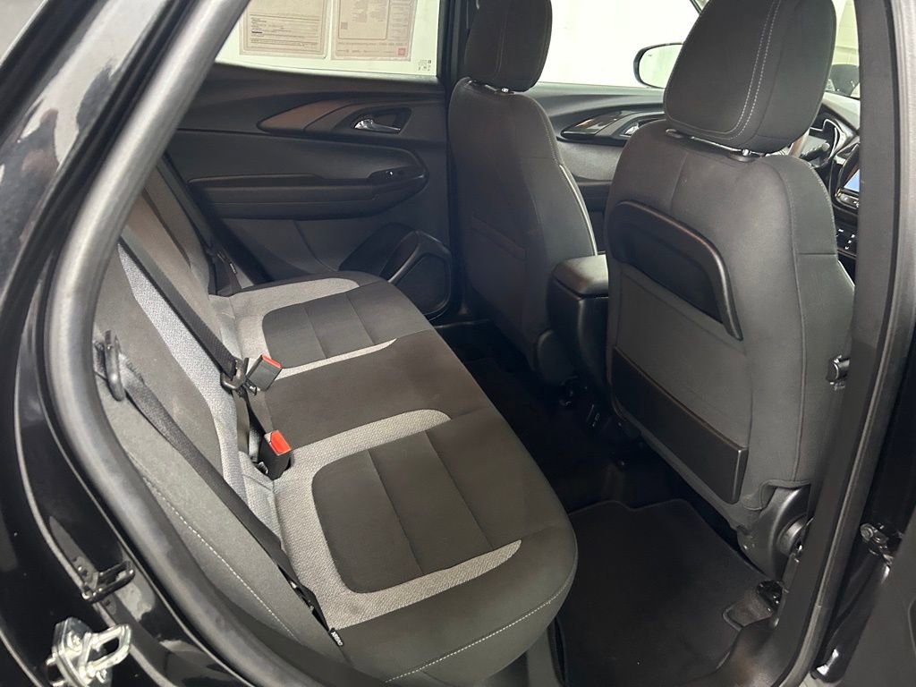 Used 2023 Chevrolet TrailBlazer LT w/ Convenience Package image 14