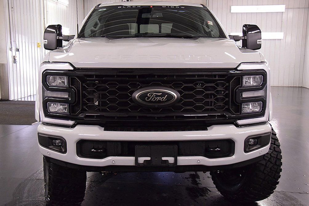 New 2026 Ford F250 Lariat w/ Black Appearance Package image 2