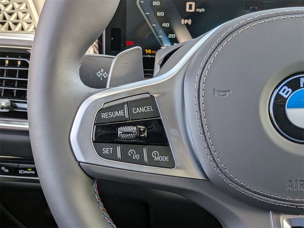 New 2026 BMW X7 M60i image 32