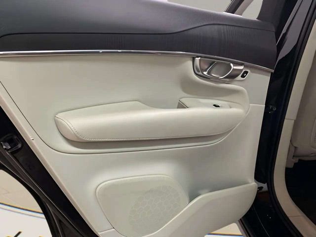 Used 2020 Volvo XC90 T5 Momentum image 67