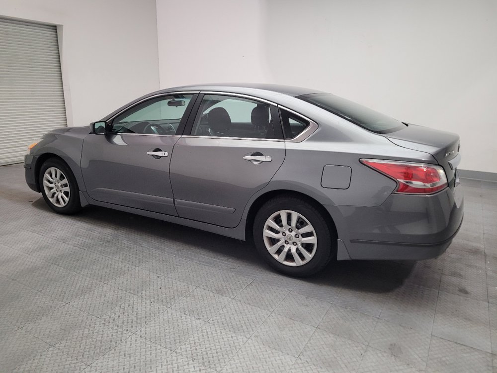 Used 2015 Nissan Altima 2.5 S w/ Power Driver Seat Package FWD image 3