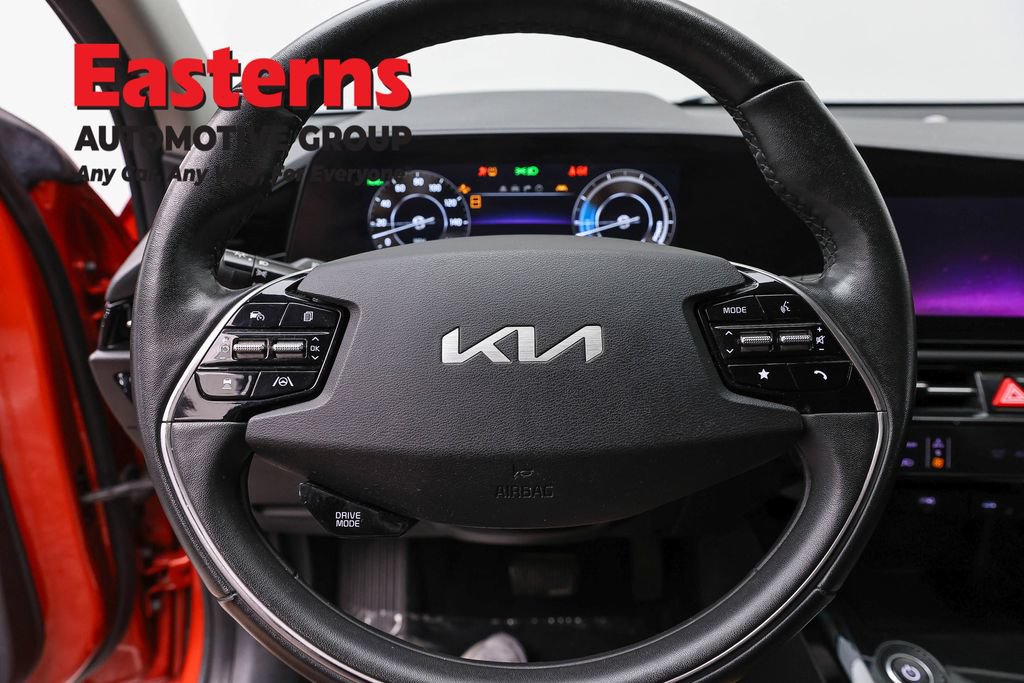 Used 2023 Kia Niro Wind w/ Wind Preserve Package FWD image 10