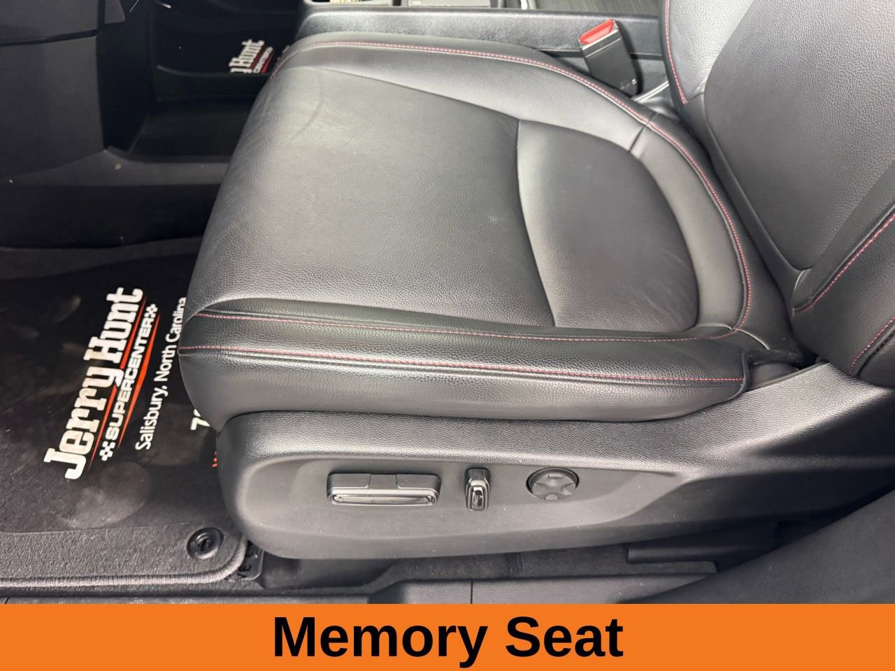 Used 2025 Honda Odyssey Sport-L image 13