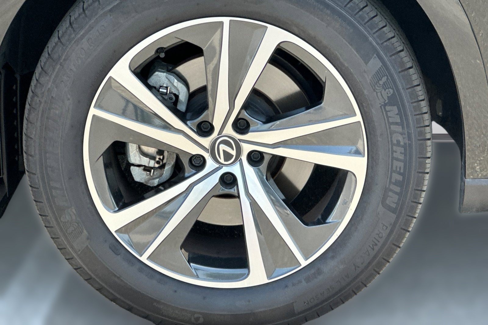 Certified 2025 Lexus RX 350 FWD w/ Accessory Package image 12
