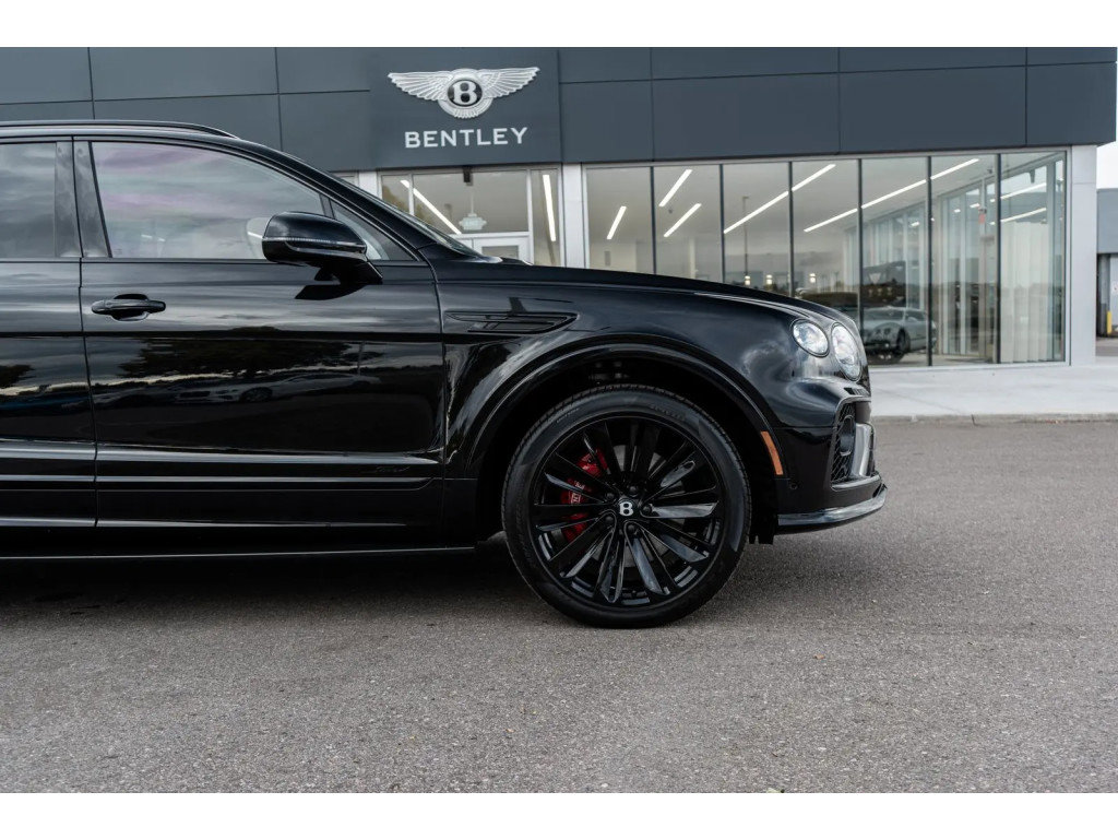 Used 2023 Bentley Bentayga Speed image 16