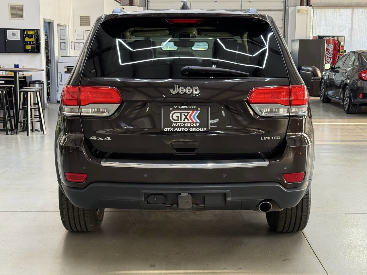 Used 2017 Jeep Grand Cherokee Limited w/ Trailer Tow Group IV AWD/4WD image 7