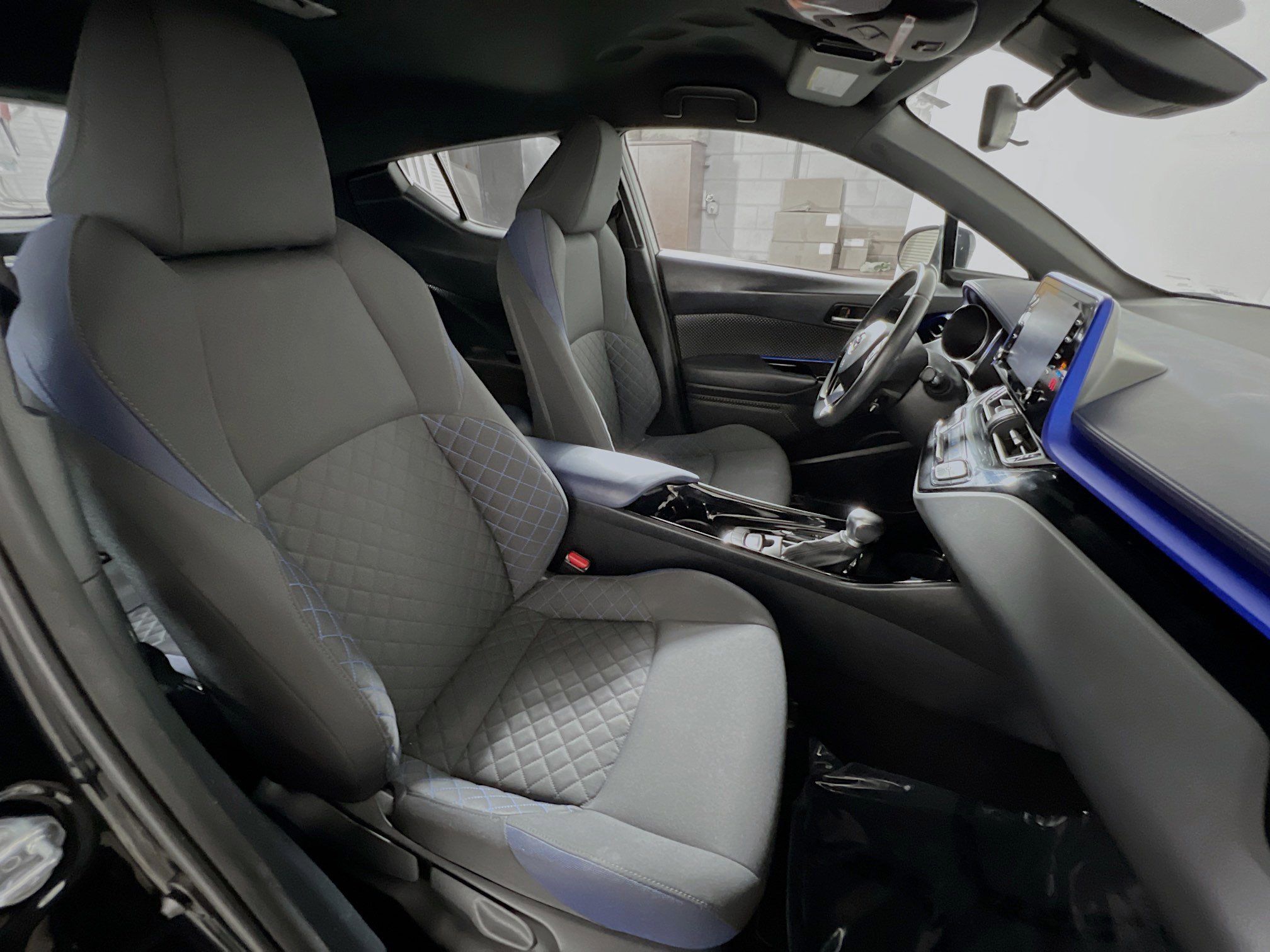 Used 2021 Toyota C-HR XLE image 31