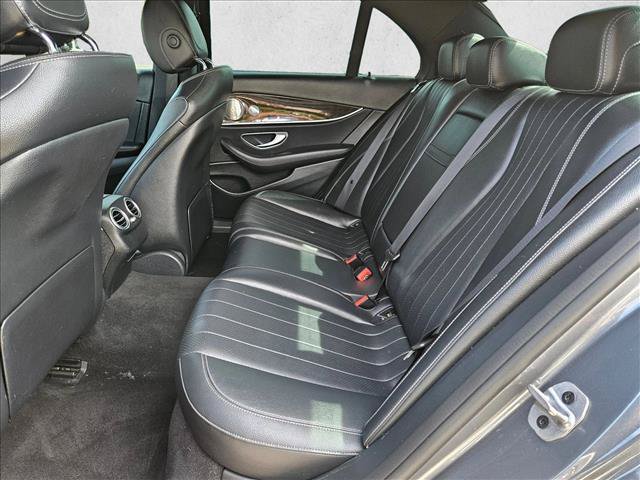 Used 2020 Mercedes-Benz E 350 4MATIC Sedan image 23