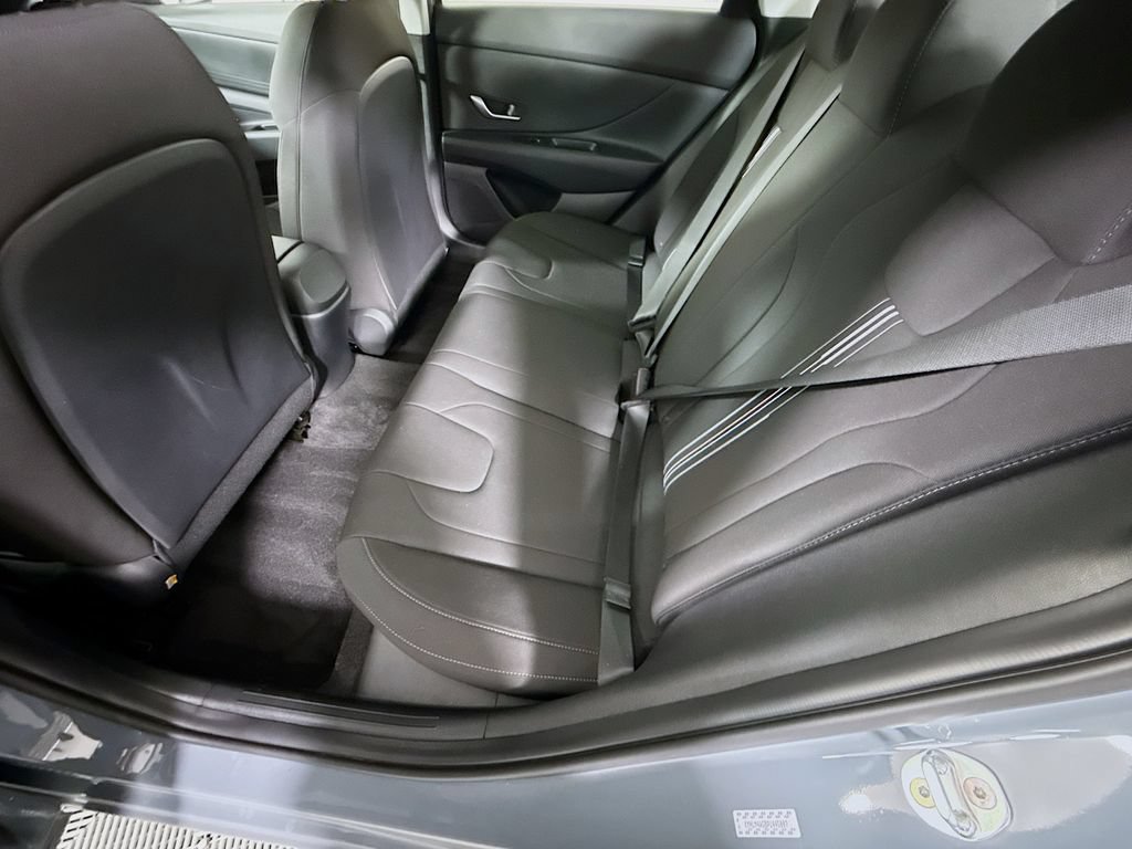 Certified 2023 Hyundai Elantra SEL FWD image 26