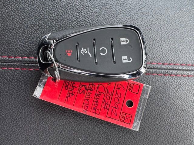 Used 2024 Chevrolet Equinox RS w/ RS Leather Package image 38