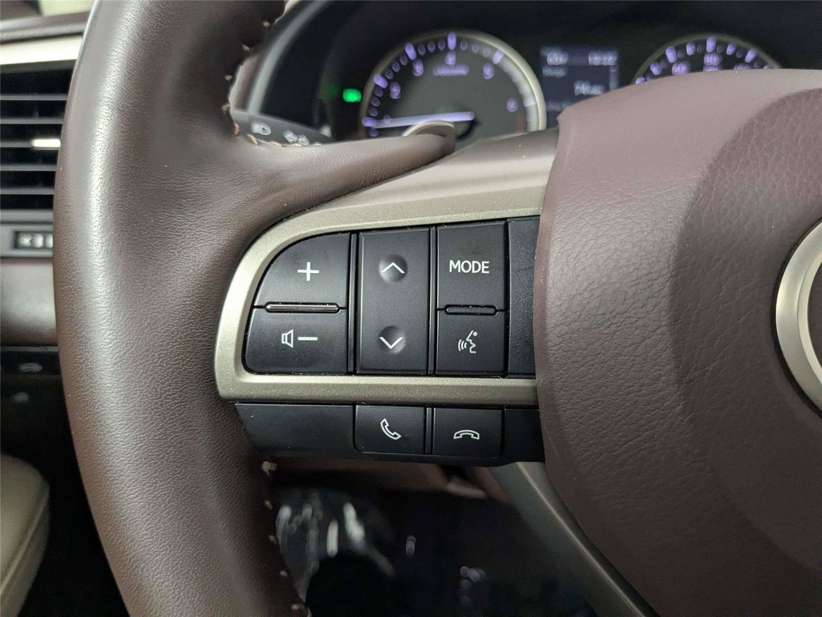 Used 2020 Lexus RX 350 FWD w/ Premium Package image 17